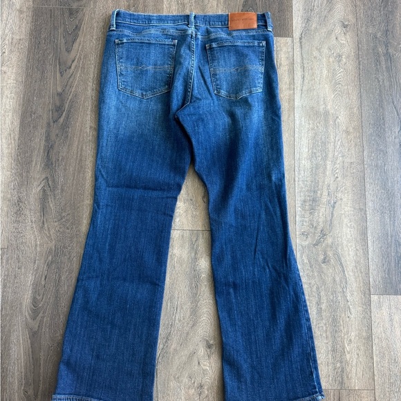 Lucky Brand Jeans. Women’s size 12/31 Ankle. Dark wash. Like new condition! - Picture 7 of 9